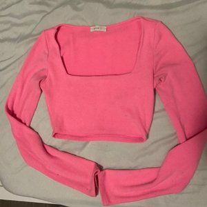pink long sleeve crop top